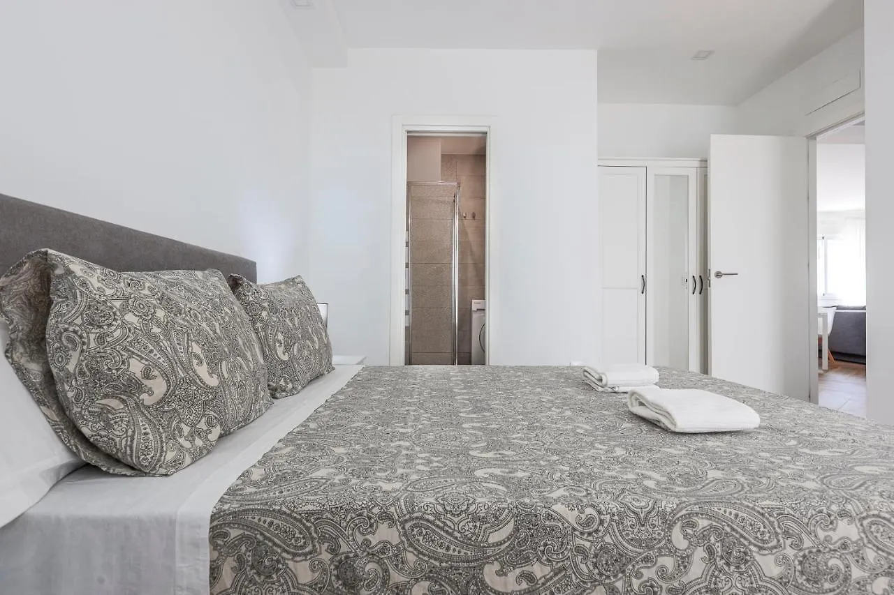 Algaba Aral Apartment Alcala del Rio